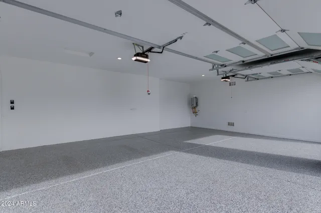 $3,000 | 10476 West Harmony Lane, Peoria, AZ 85382