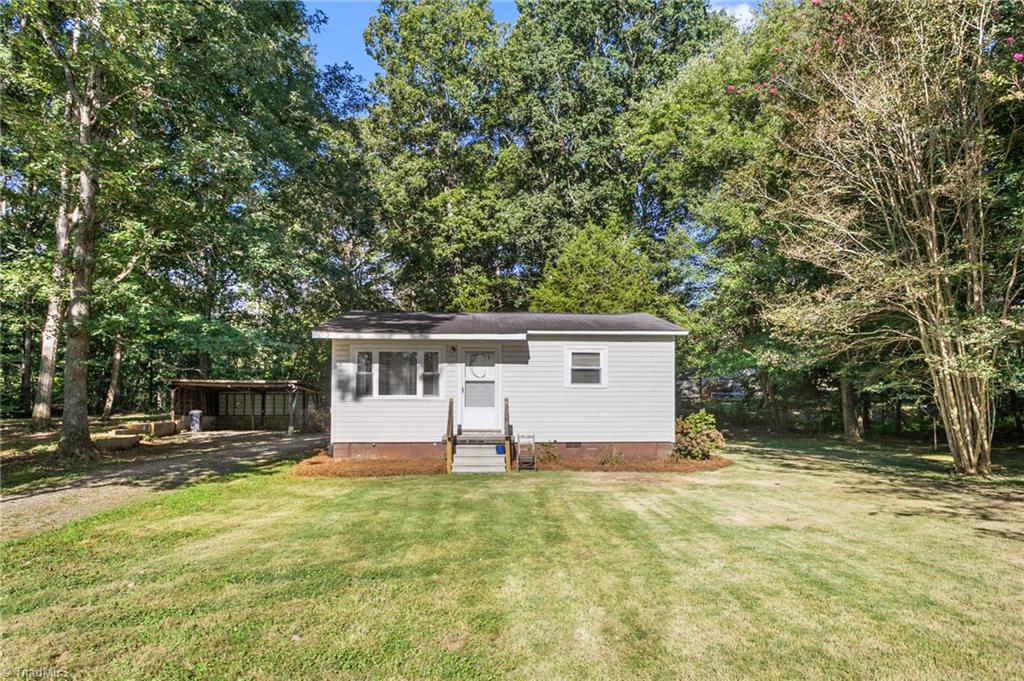 4963 Summerset Road Randleman, NC 27317 - Photo 2 of 22