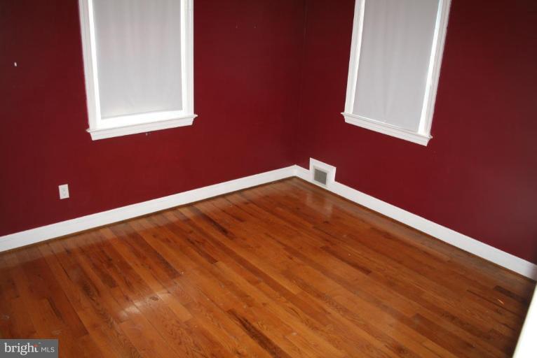 4608 Fordham Road College Park, MD 20740 - Photo 15 of 18 Bedroom #2