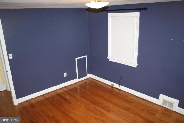 4608 Fordham Road College Park, MD 20740 - Photo 16 of 18 Bedroom #1