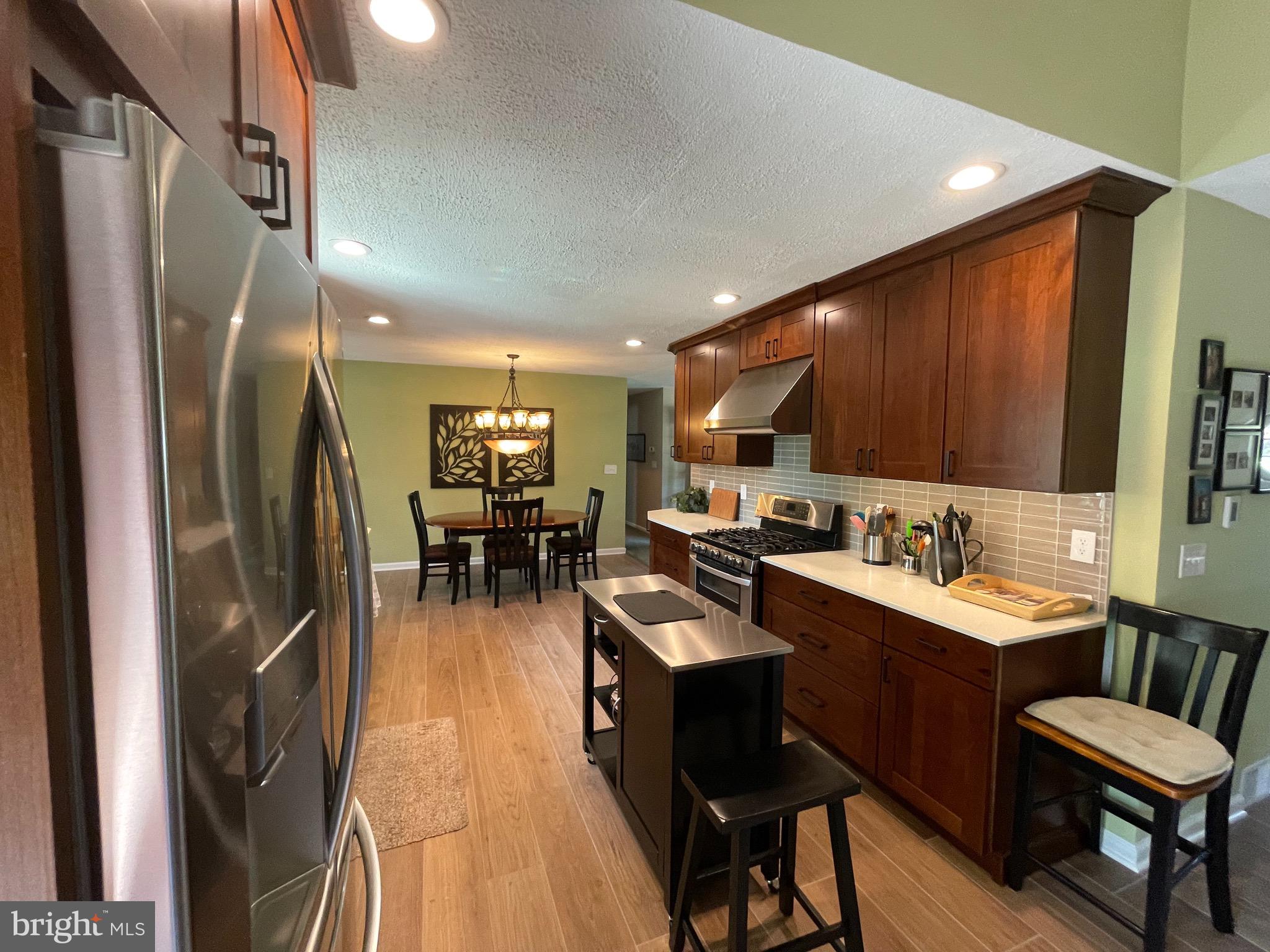 49 Running Brook Road Trenton, NJ 08638 - Photo 18 of 86