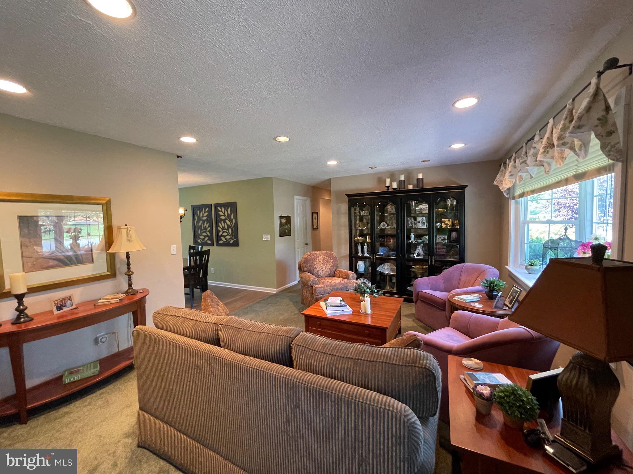 49 Running Brook Road Trenton, NJ 08638 - Photo 34 of 86 Living Room