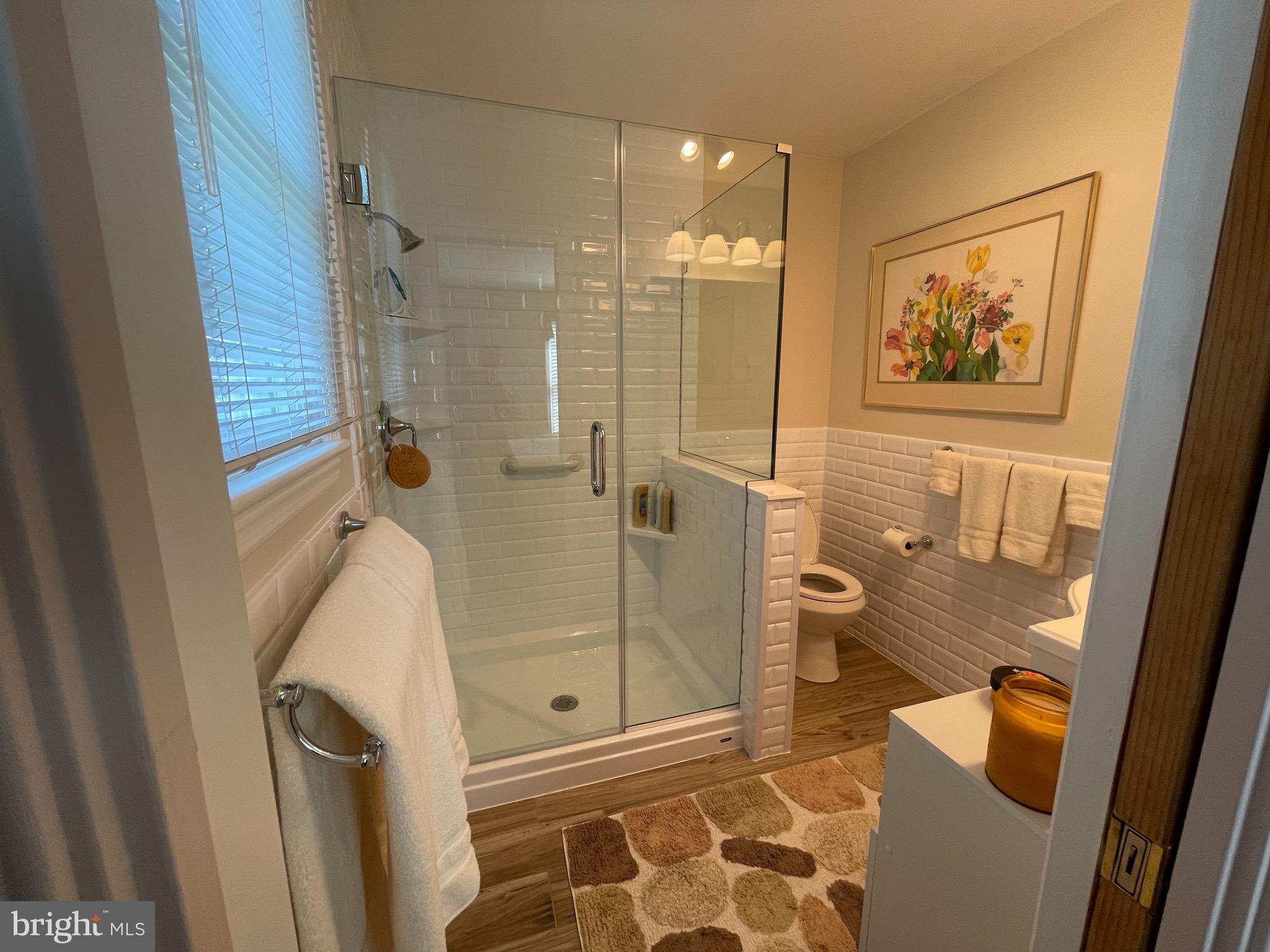 49 Running Brook Road Trenton, NJ 08638 - Photo 41 of 86 Primary Bathroom #2
