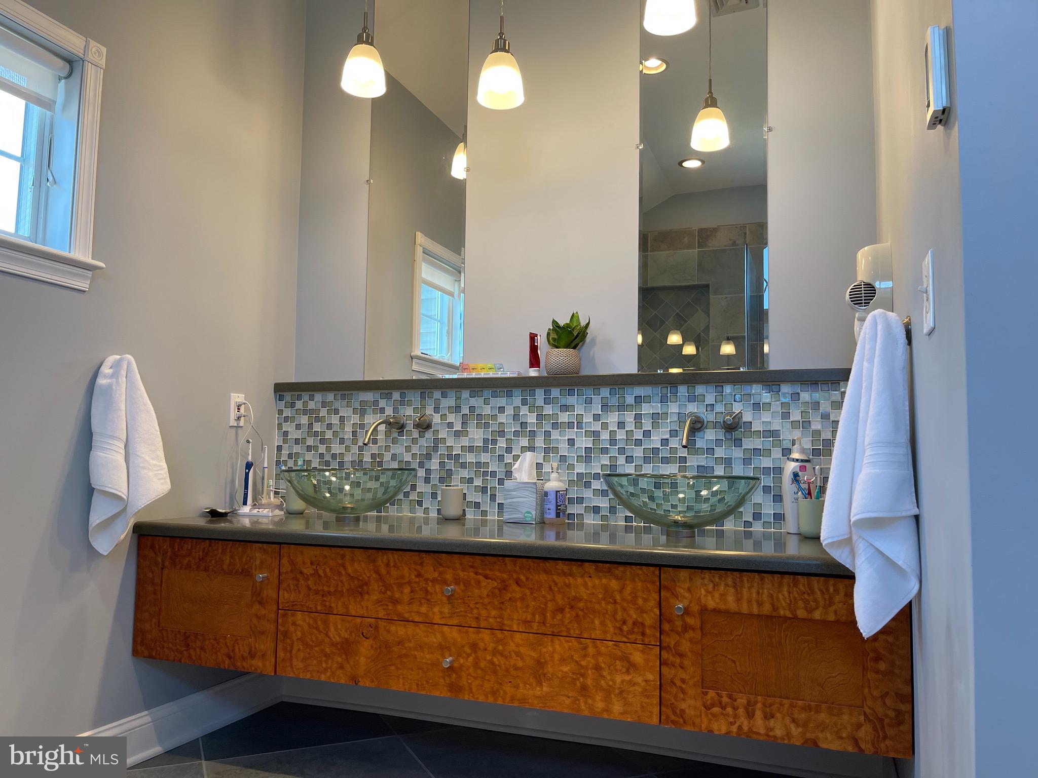 49 Running Brook Road Trenton, NJ 08638 - Photo 63 of 86 Primary Bathroom