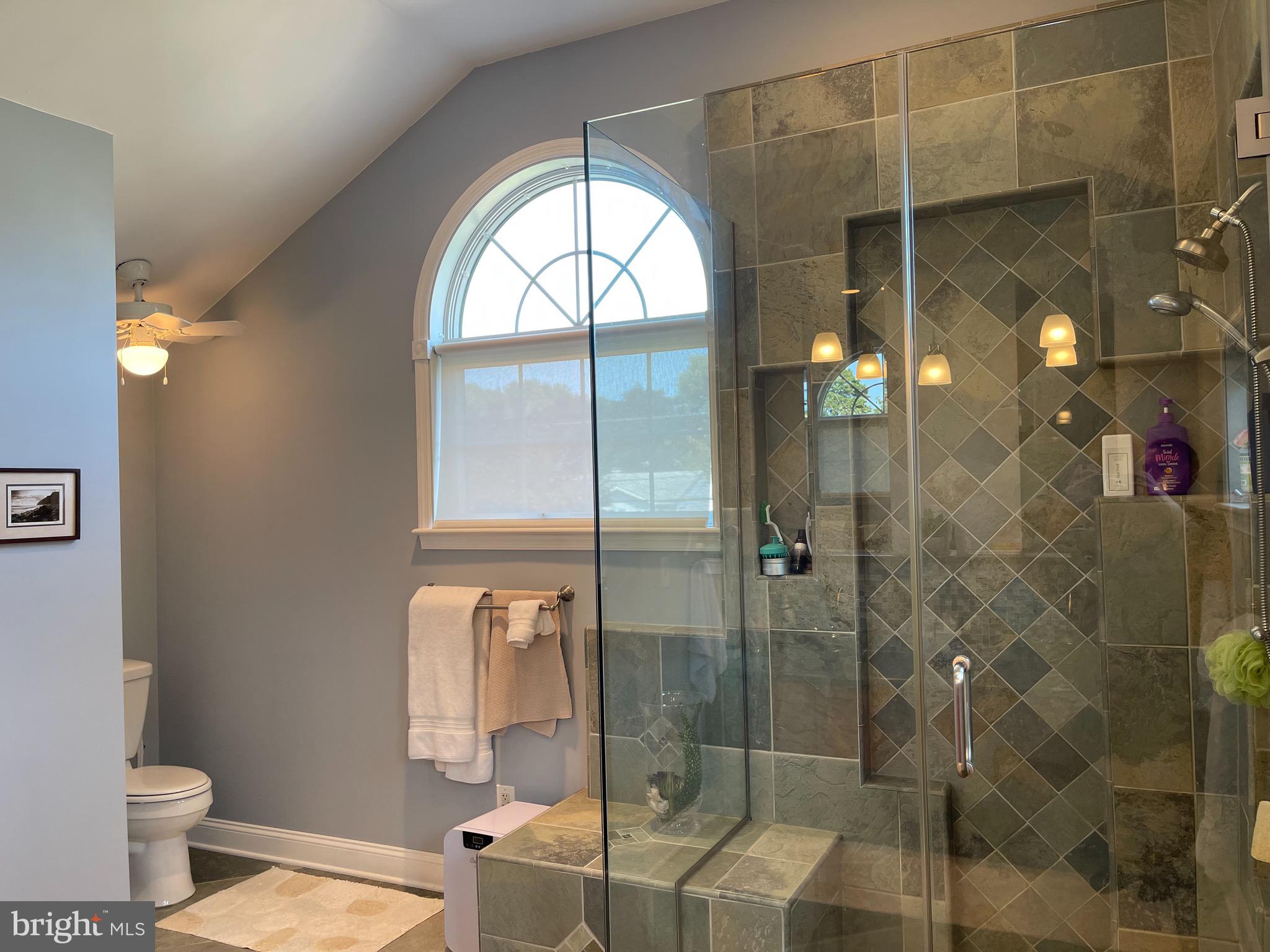 49 Running Brook Road Trenton, NJ 08638 - Photo 67 of 86 Primary Bathroom