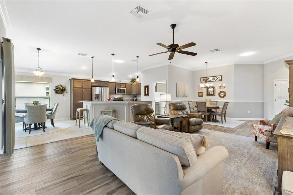 4354 Zeppelin Road The Villages, FL 32163 - Photo 10 of 42