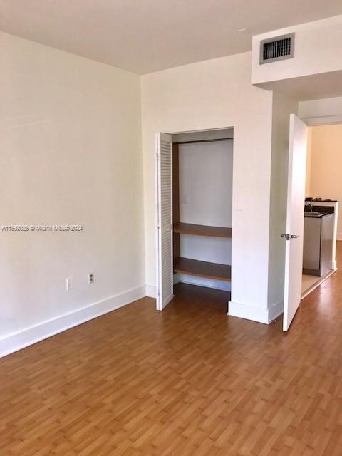 1000 Meridian Avenue, Unit 2 Miami Beach, FL 33139 - Photo 7 of 12 a view of an empty room