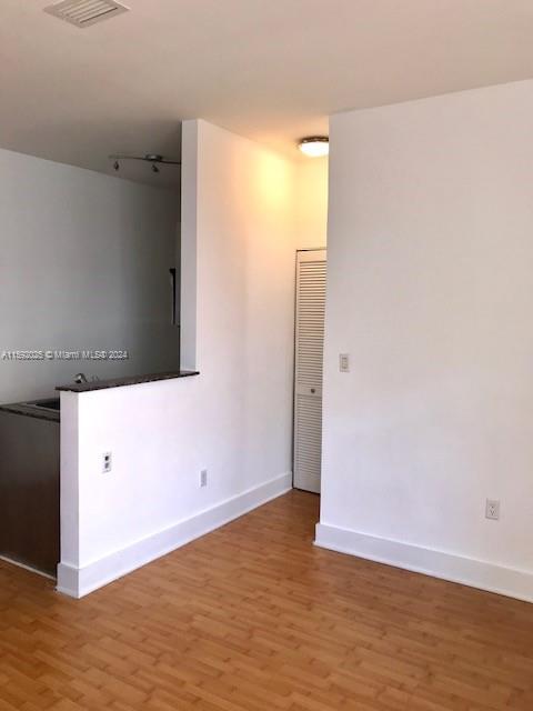 1000 Meridian Avenue, Unit 2 Miami Beach, FL 33139 - Photo 10 of 12 a view of an empty room