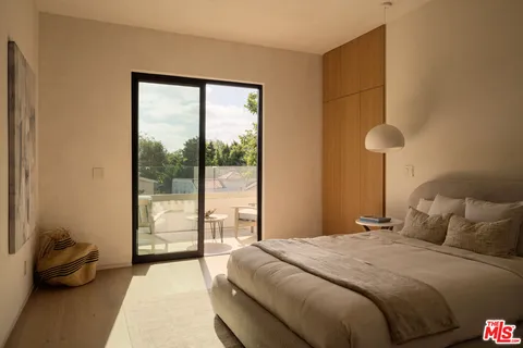 $4,695,000 | 515 North Martel Avenue, Los Angeles, CA 90036