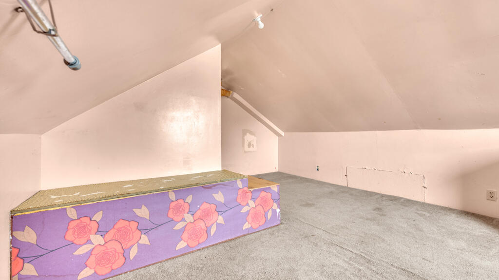 526 North 13th Street Sheboygan, WI 53081 - Photo 15 of 31 Bedroom 2 Upper