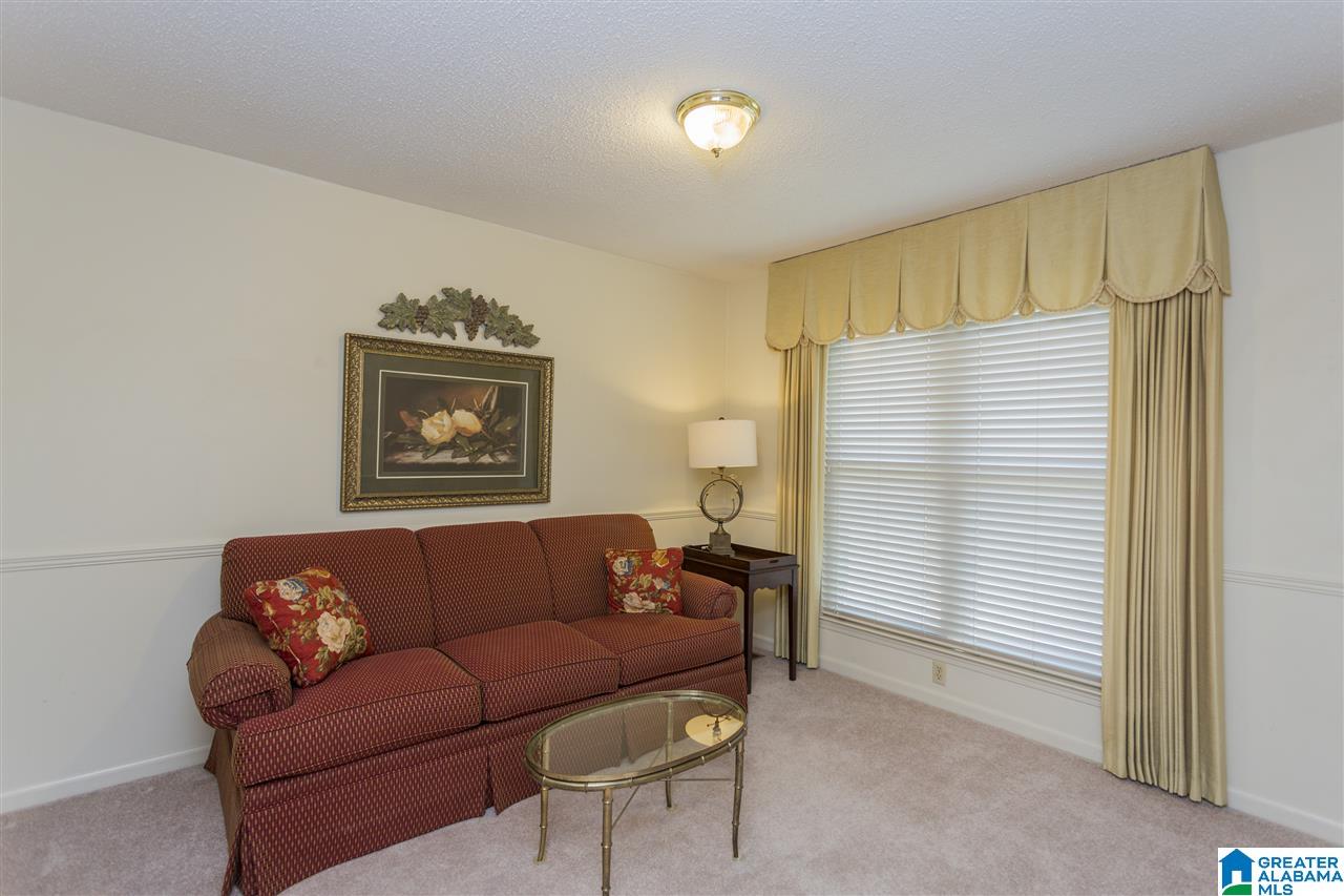 3442 Rock Ridge Circle Birmingham, AL 35210 - Photo 5 of 36