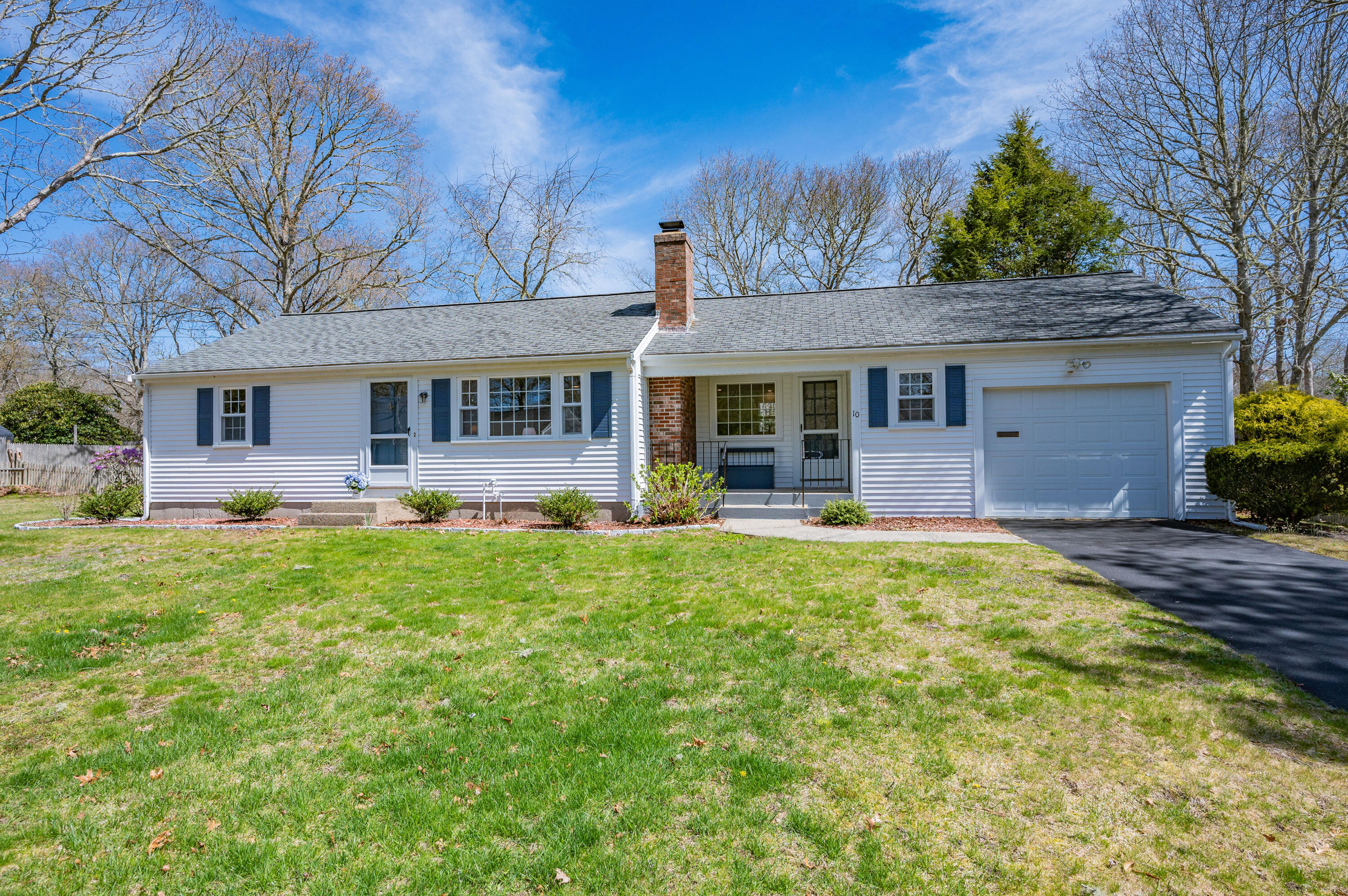 10 Sullivan Road West Yarmouth, MA 02673 - Photo 34 of 52 Farmer's porch