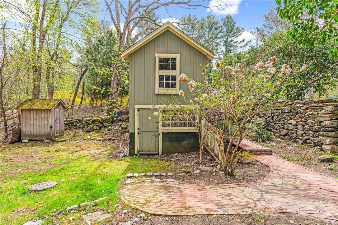 27 Peep Toad Road Scituate, RI 02857 - Photo 29 of 34