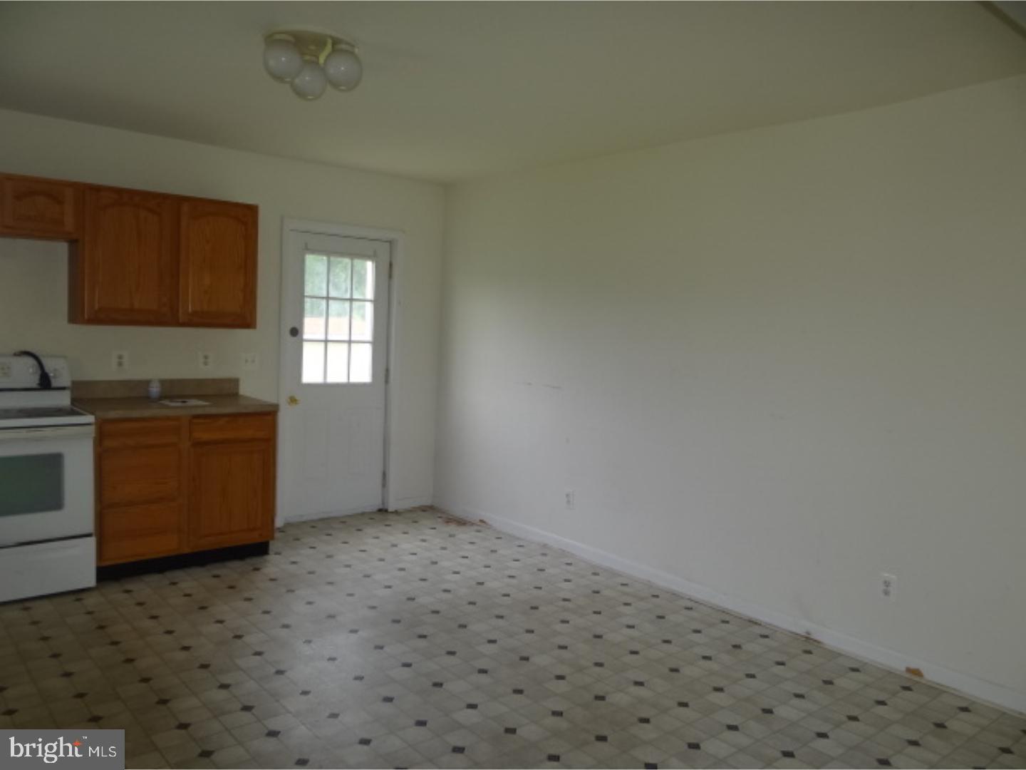 81 Davidson Road Swedesboro, NJ 08085 - Photo 9 of 19