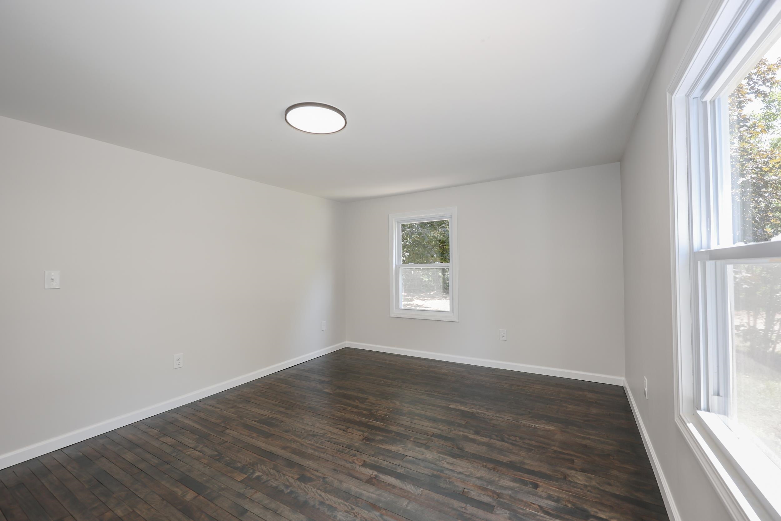 32 Berry Street Derry, NH 03038 - Photo 21 of 55 Gallery Image 21