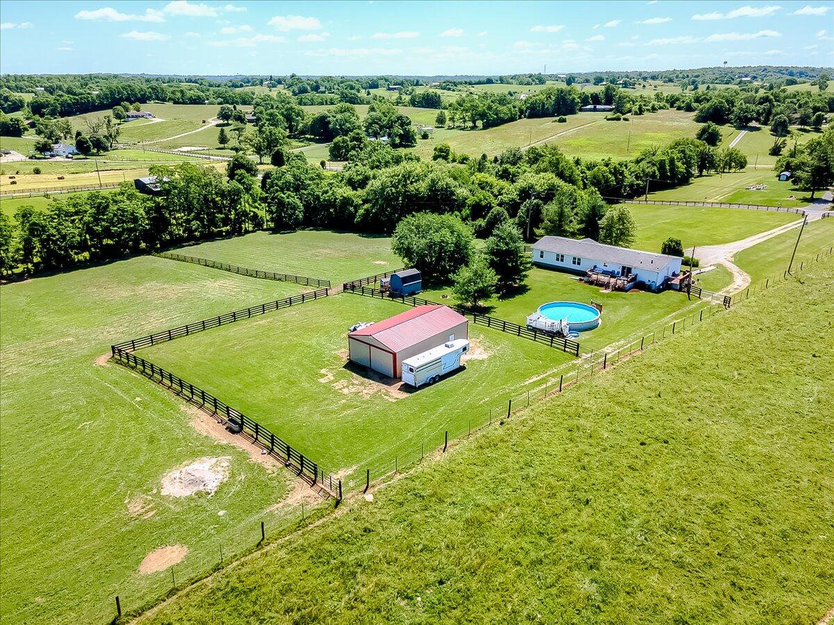 2655 Two Mile Road Winchester, KY 40391 - Photo 5 of 39 41-5-7