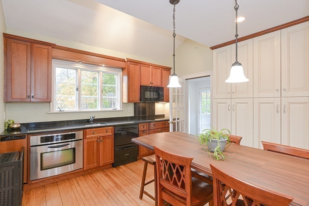 83 Eliot Street Natick, MA 01760 - Photo 7 of 42