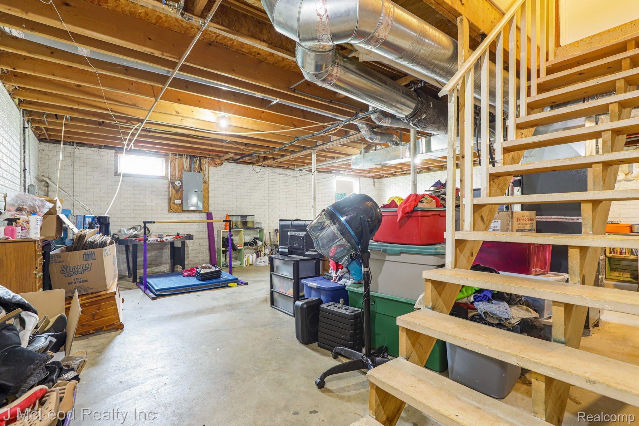 6388 Millington Road Millington, MI 48746 - Photo 34 of 59 Gallery Image 34
