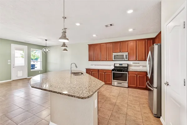 $2,400 | 25418 Junction Meadow Trail, Richmond, TX 77406