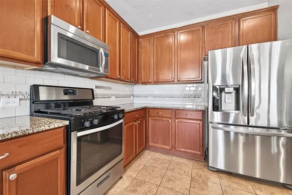 $2,400 | 25418 Junction Meadow Trail, Richmond, TX 77406