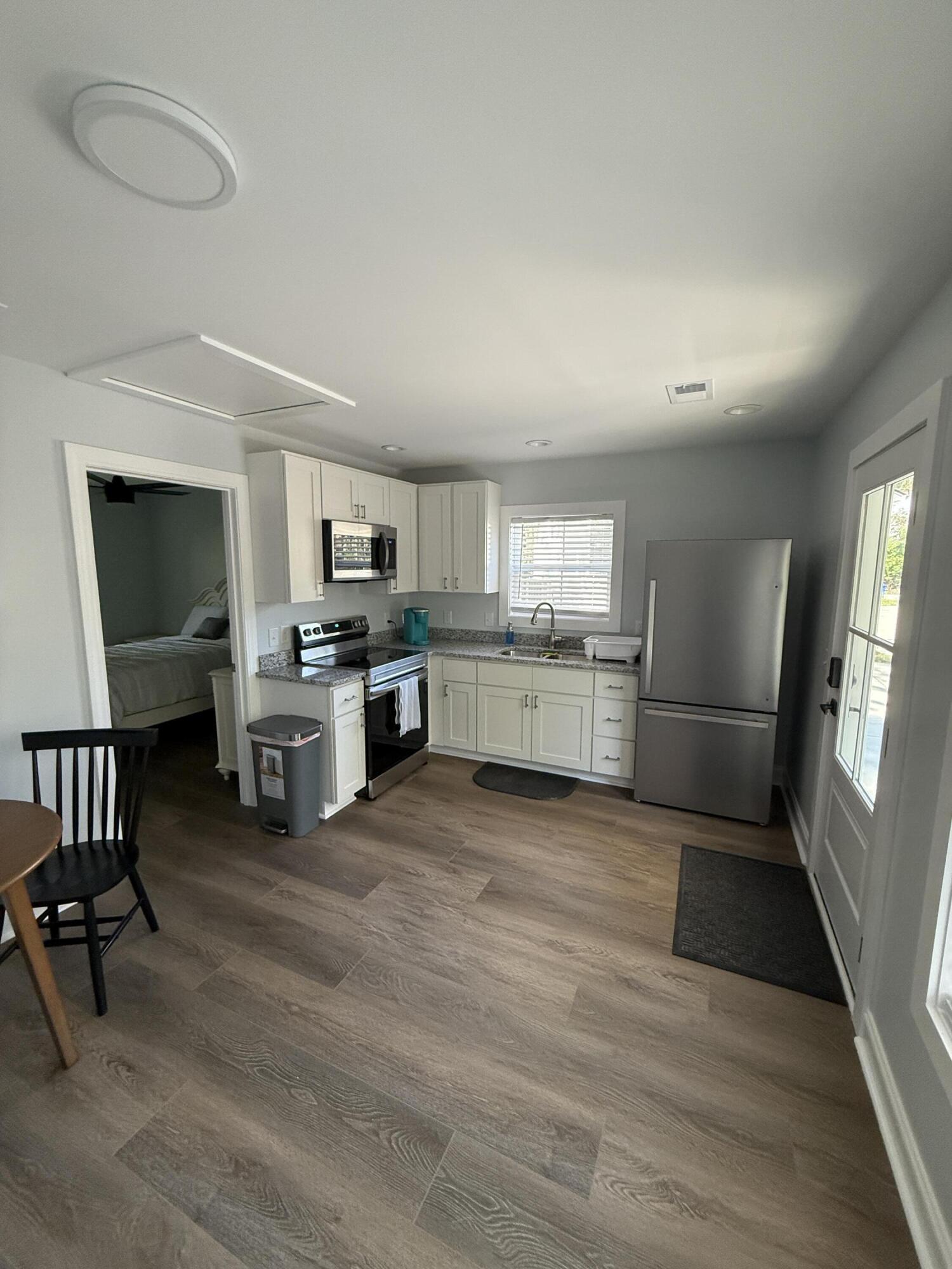 677-679 State Rd S-10-384 Johns Island, SC 29455 - Photo 21 of 32 IMG_1341