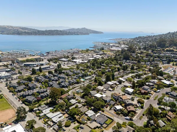 $399,000 | 94 Anchorage Road, Sausalito, CA 94965