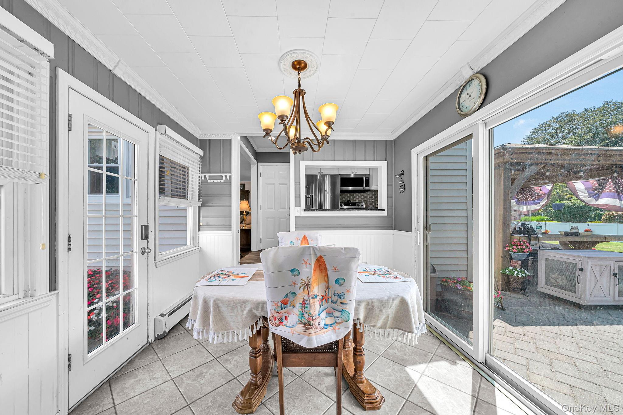 19 Ridgeley Road Smithtown, NY 11787 - Photo 19 of 40 Gallery Image 19
