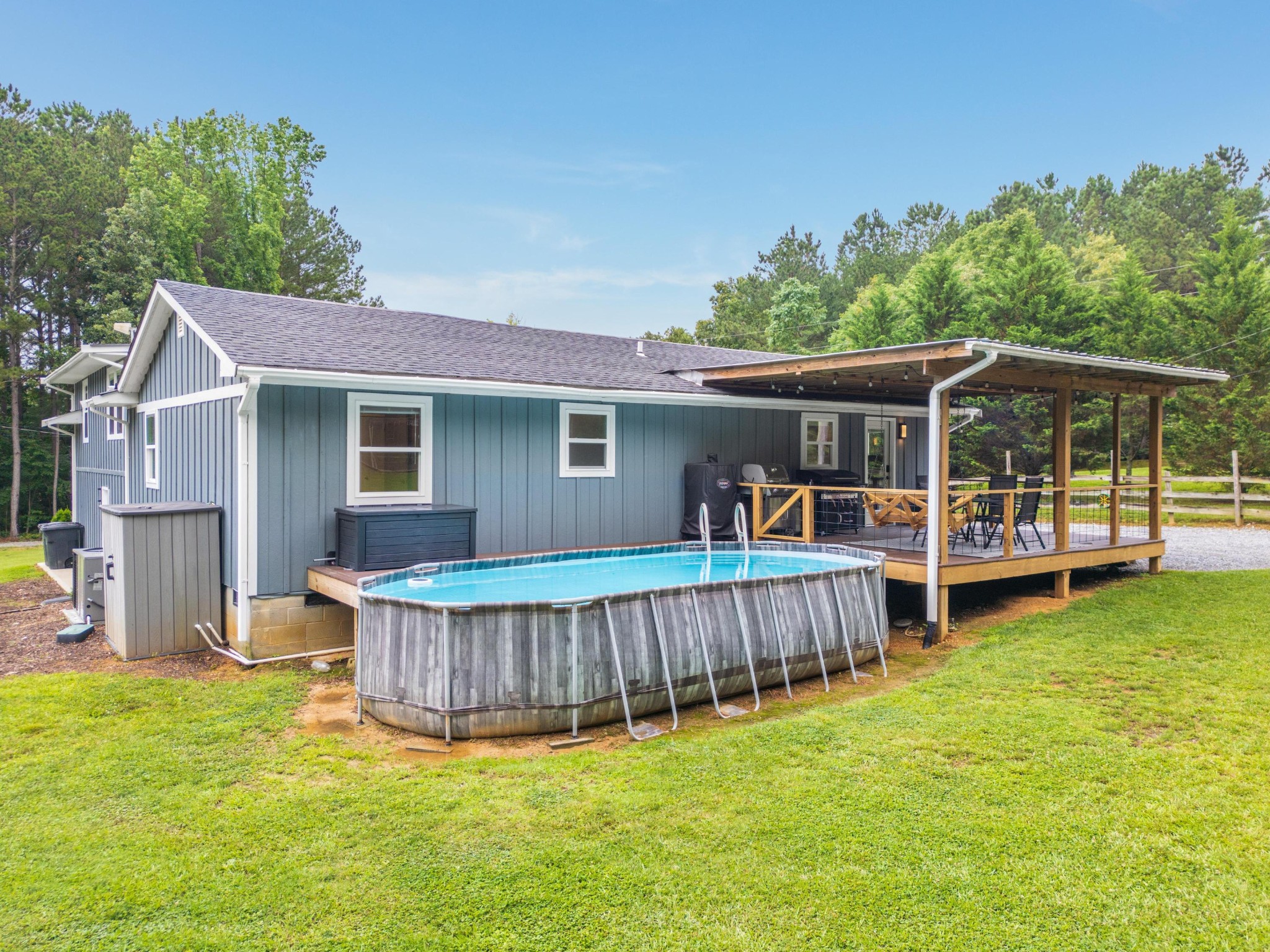 408 Carson Road Southeast Cleveland, TN 37323 - Photo 4 of 33