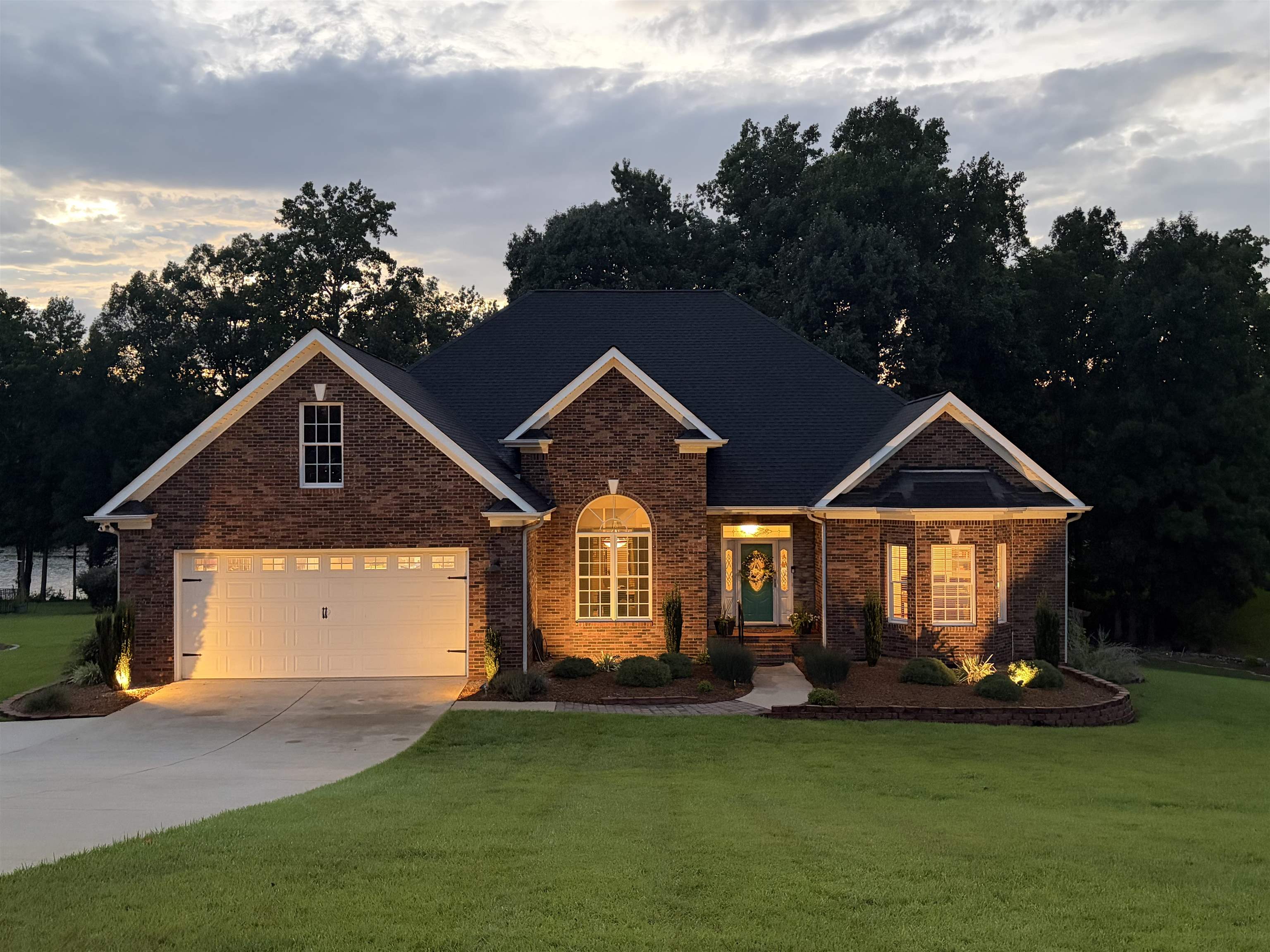 171 Shore Heights Drive Inman, SC 29349 - Photo 4 of 25