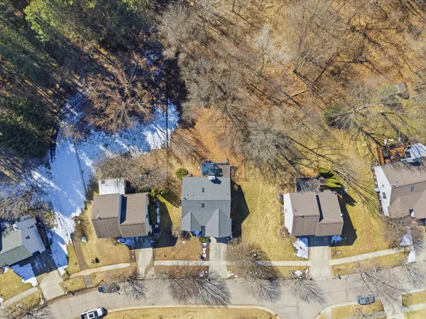 $350,000 | 3422 Herrington Drive, Holly, MI 48442