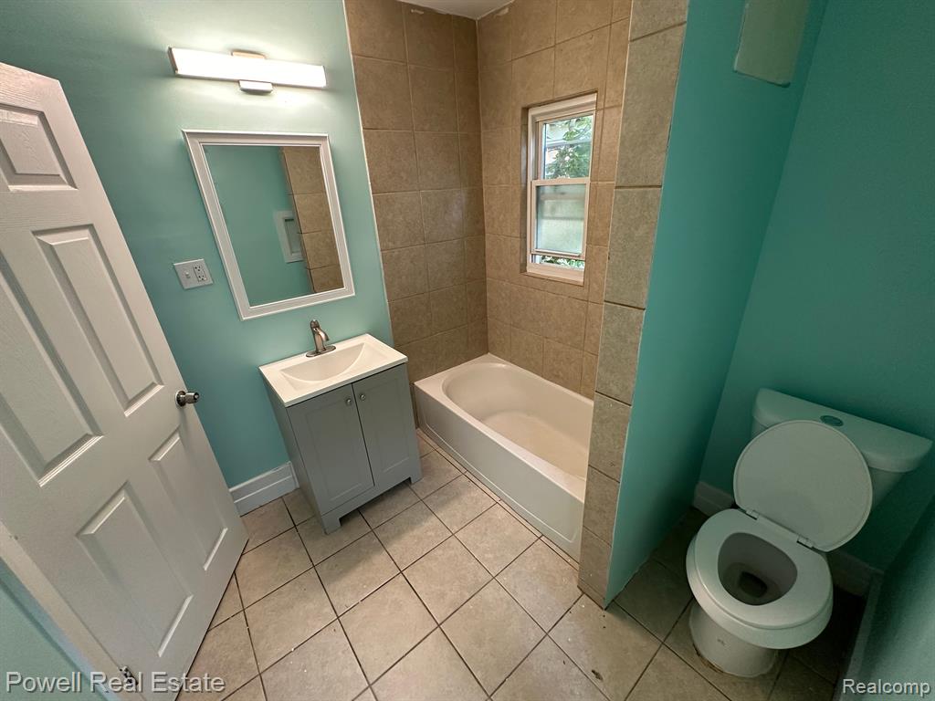 43 Summit Street Pontiac, MI 48342 - Photo 13 of 24