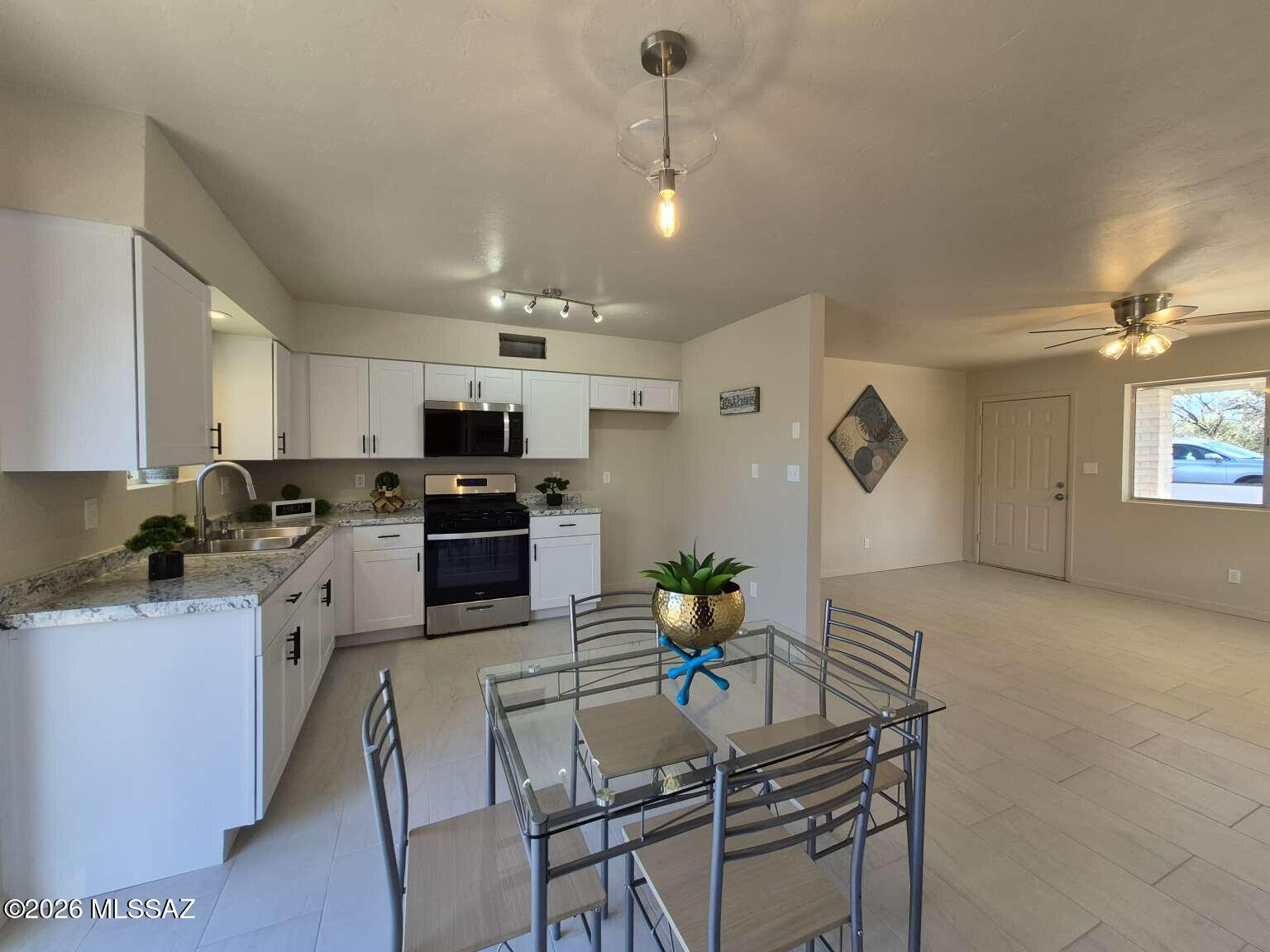 428 Camino Agosto Rio Rico, AZ 85648 - Photo 7 of 16 Gallery Image 7
