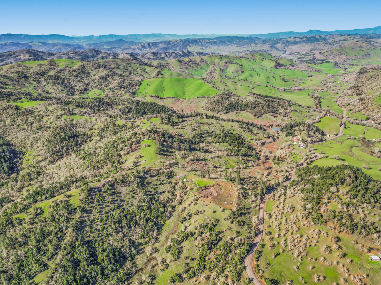 2268 Sunshine Road Roseburg, OR 97470 - Photo 18 of 34 DJI_0626