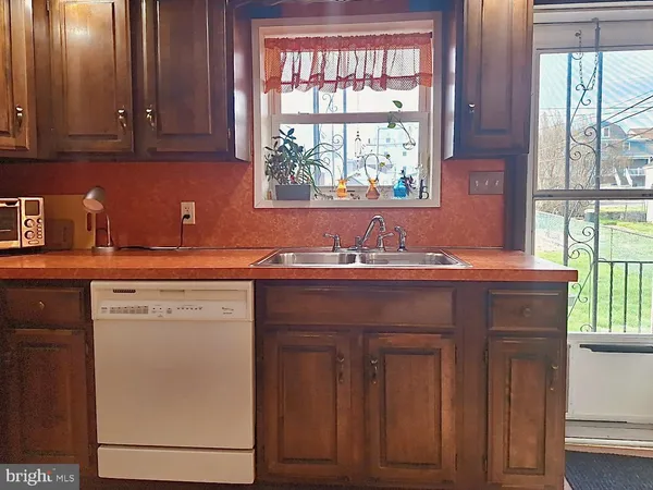 $164,900 | 1140 Poplar Street, Kulpmont, PA 17834