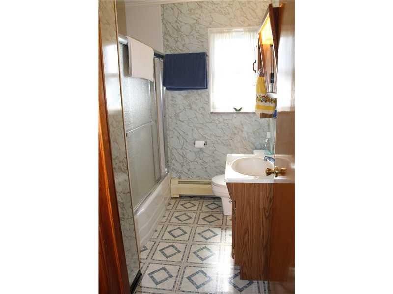 1328 Rostraver Road Belle Vernon, PA 15012 - Photo 22 of 25 Full Bath.