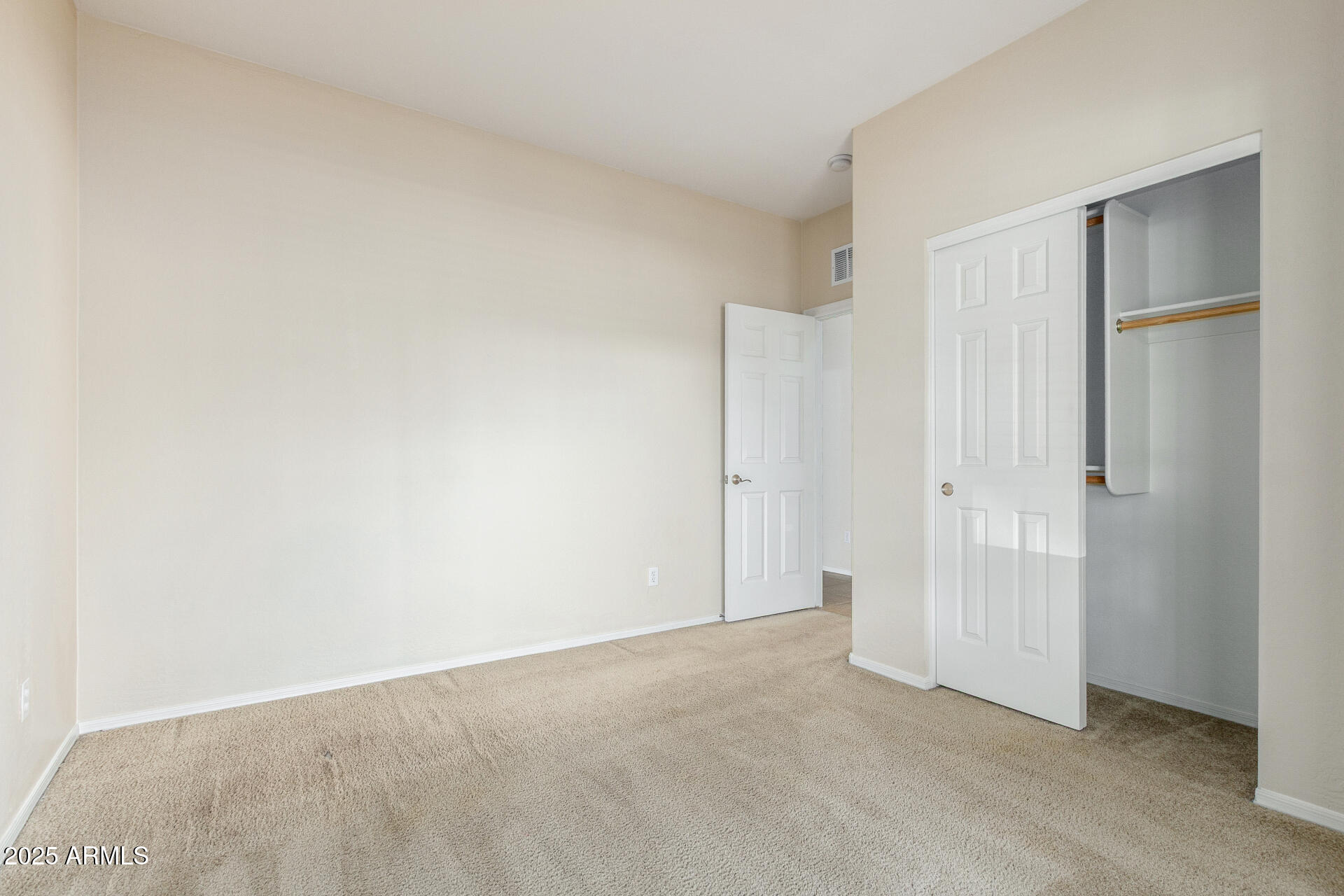 4480 South Marble Street Gilbert, AZ 85297 - Photo 22 of 26 a view of an empty room