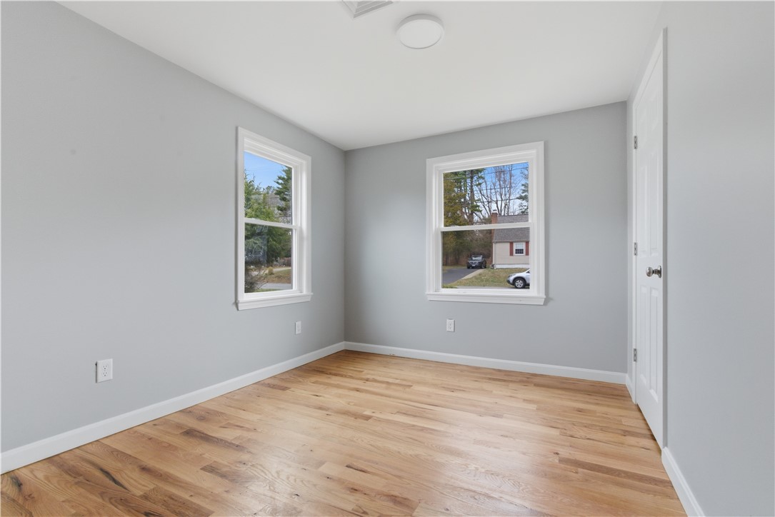 63 Indian Road East Providence, RI 02915 - Photo 11 of 22