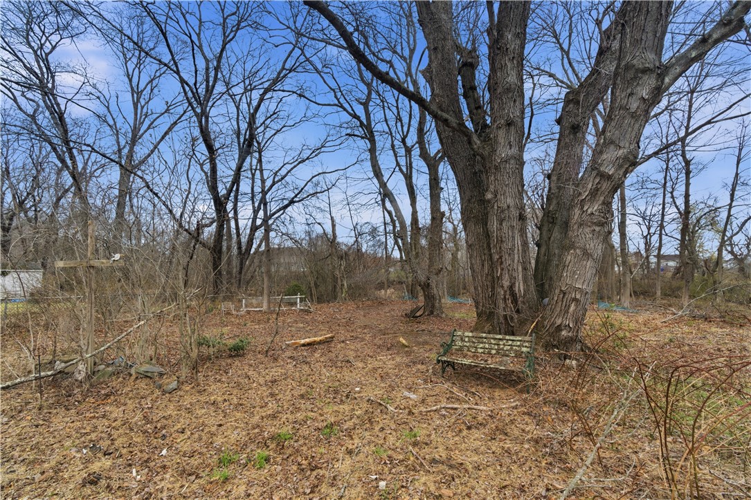 63 Indian Road East Providence, RI 02915 - Photo 20 of 22