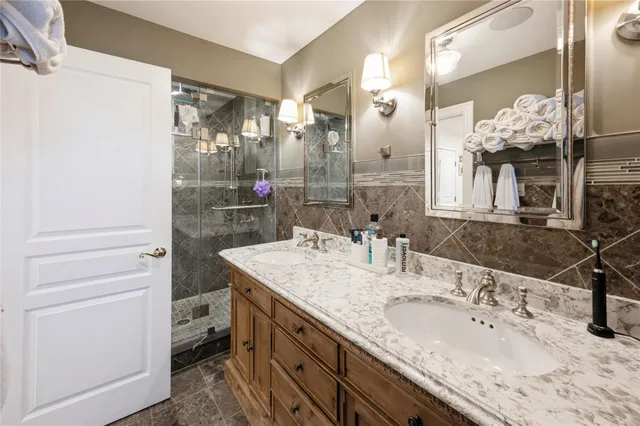 $1,425,000 | 258 Longstreet Avenue | Throgs Neck