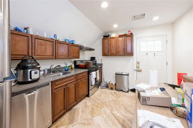 $1,425,000 | 258 Longstreet Avenue | Throgs Neck