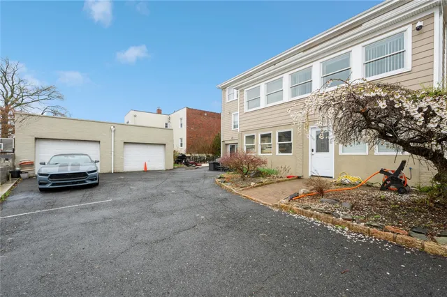 $1,425,000 | 258 Longstreet Avenue | Throgs Neck