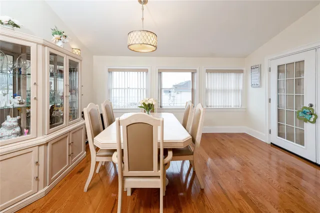 $1,425,000 | 258 Longstreet Avenue | Throgs Neck