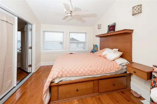 $1,425,000 | 258 Longstreet Avenue | Throgs Neck