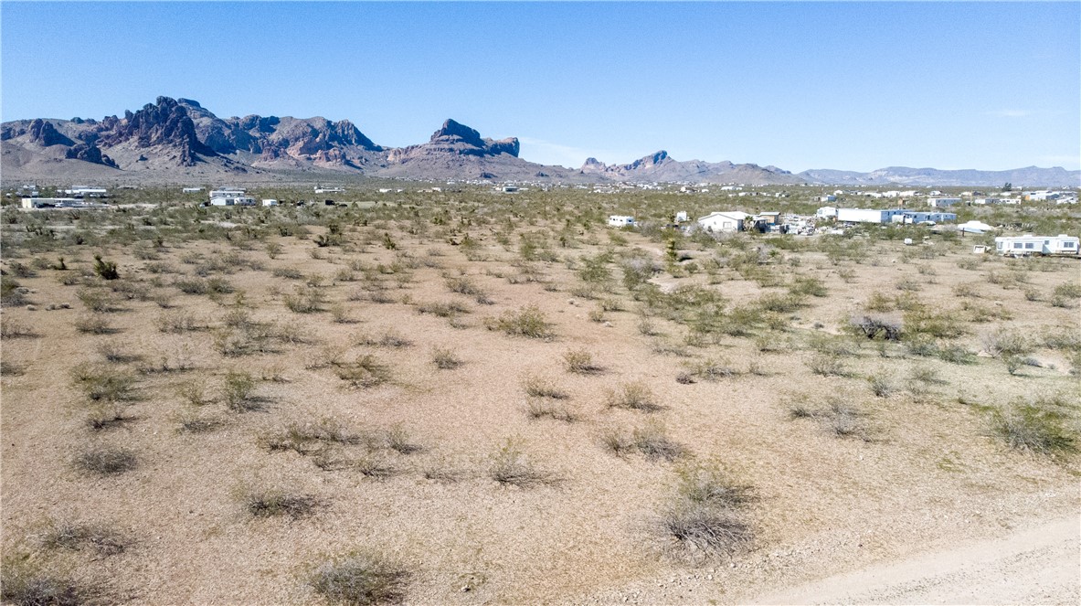 2661 Yaqui Road Golden Valley, AZ 86413 - Photo 12 of 15 Gallery Image 12