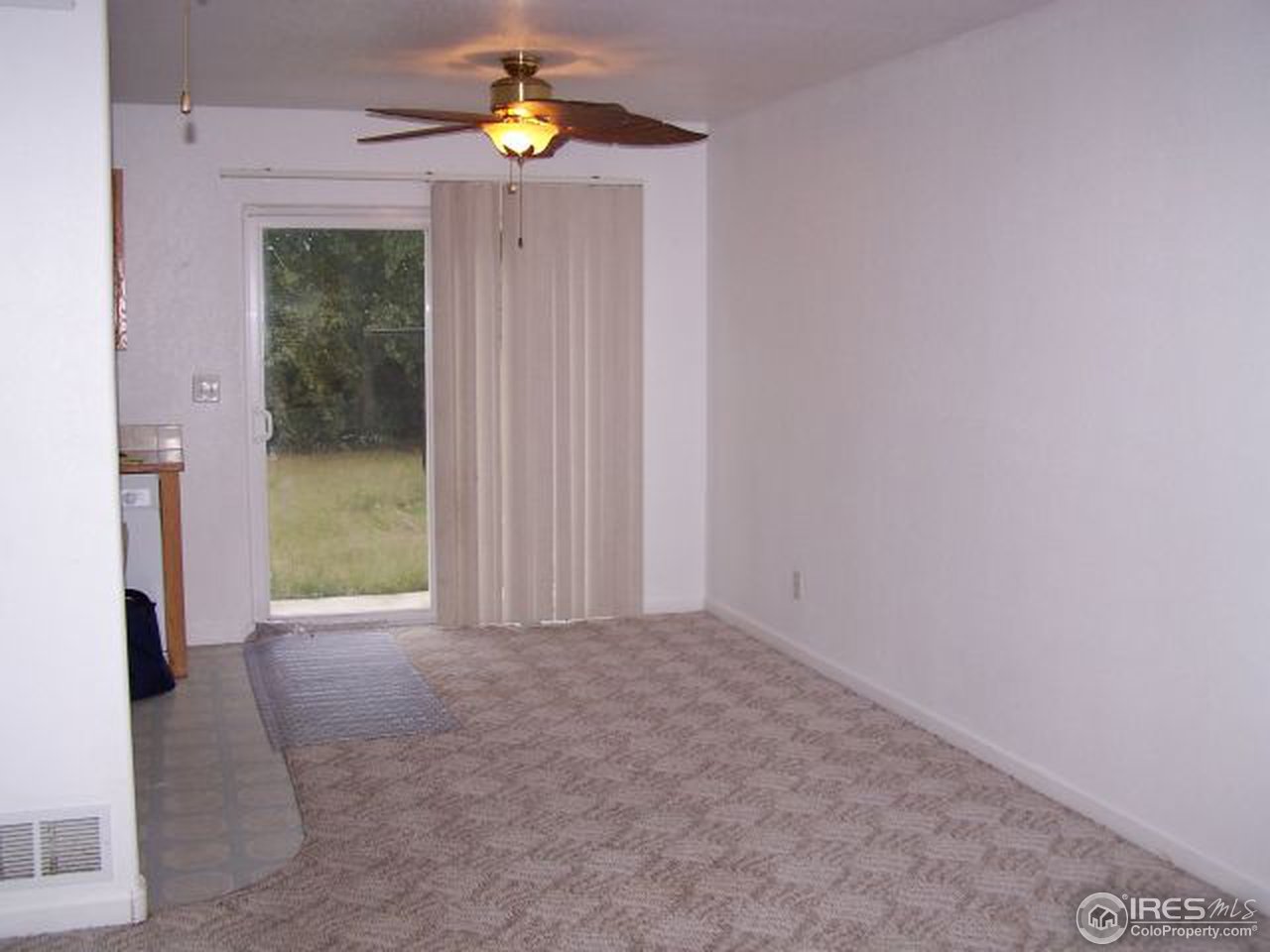 3801 Riverside Parkway Evans, CO 80620 - Photo 4 of 13 dining room