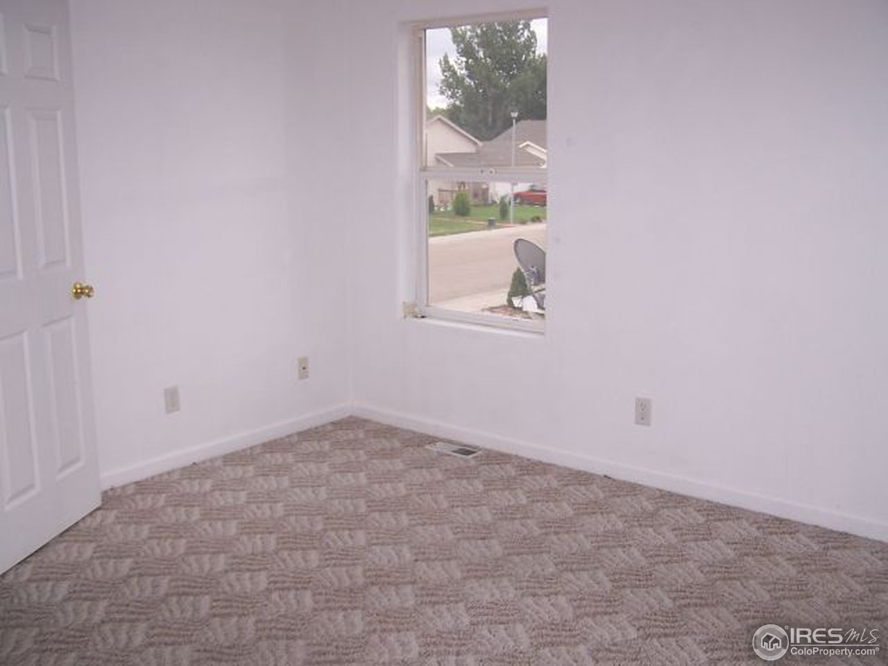 3801 Riverside Parkway Evans, CO 80620 - Photo 7 of 13 master bedroom