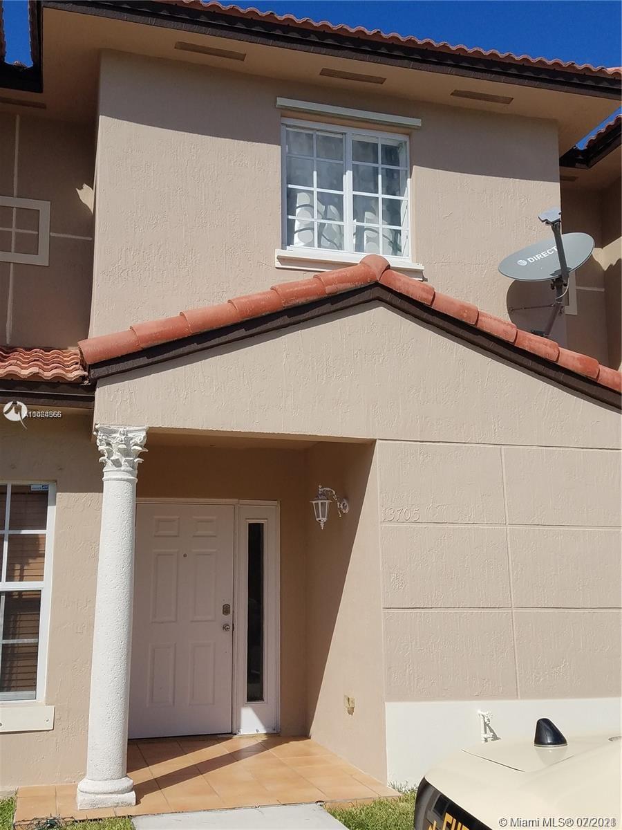 13705 Southwest 171st Lane Miami, FL 33177 - Photo 2 of 20