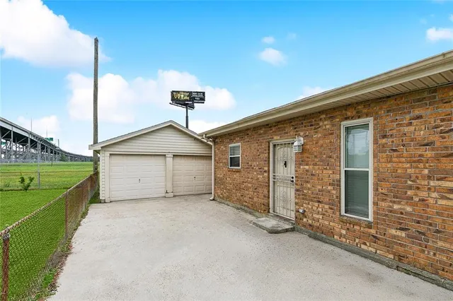 $289,000 | 1820 Bodenger Boulevard, New Orleans, LA 70114