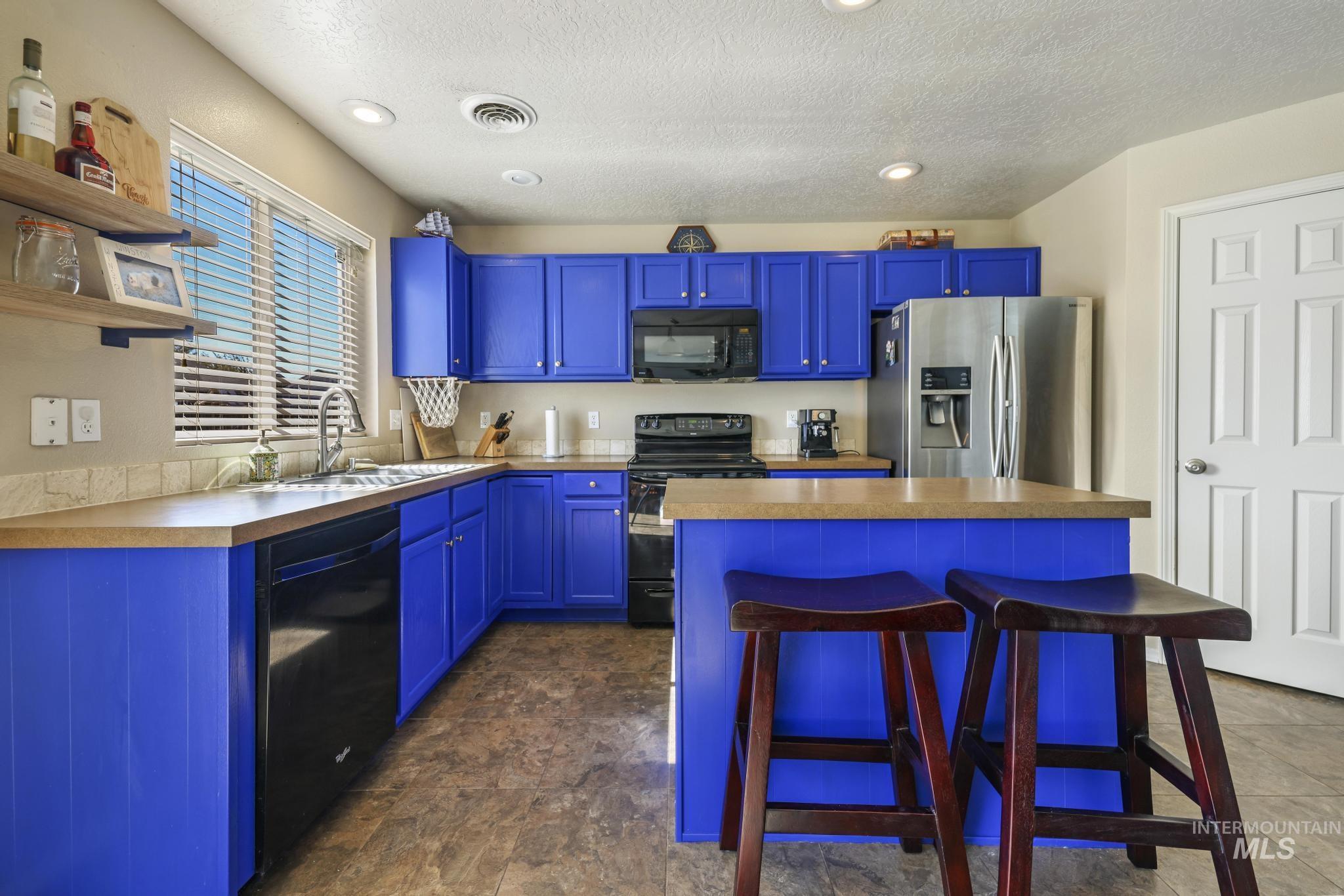 745 Southwest Lago Street Mountain Home, ID 83647 - Photo 5 of 32