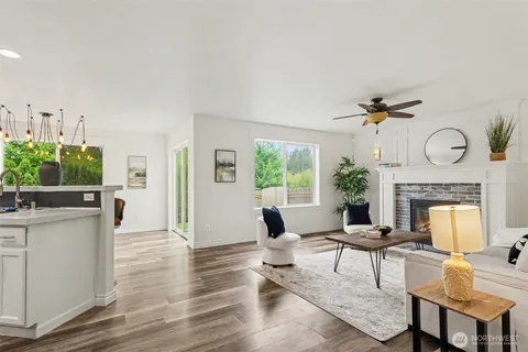 $499,999 | 19114 19th Ave Court East, Spanaway, WA 98387